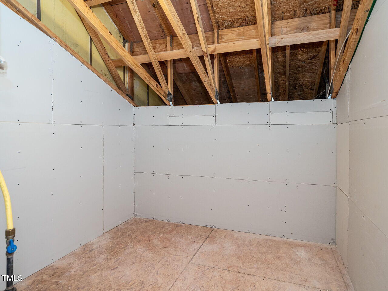 8237 Belneath Court Raleigh, NC 27613 - Photo 26 of 27 026-1280x960-walk-in-attic