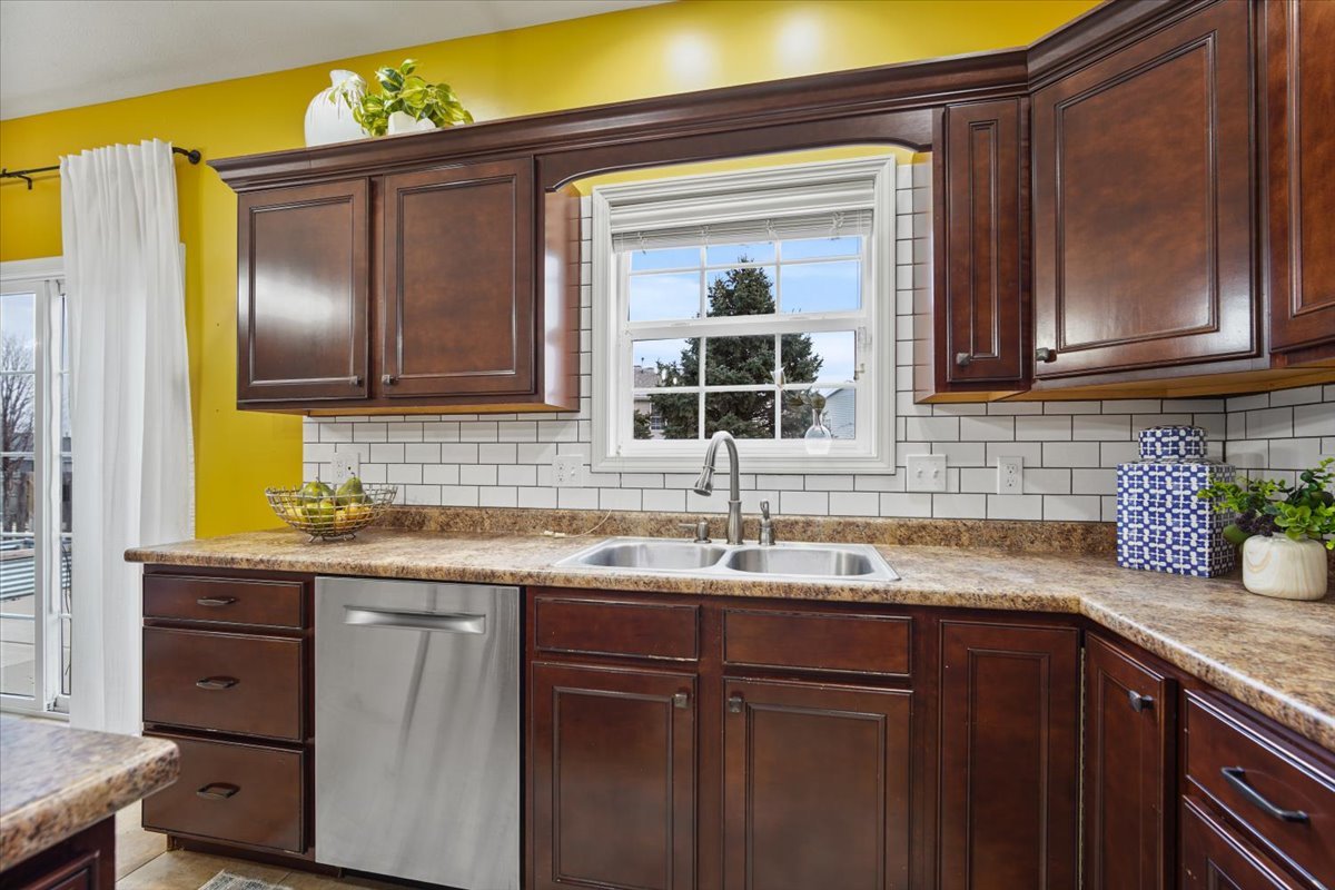 805 Dresser Drive Normal, IL 61761 - Photo 14 of 35