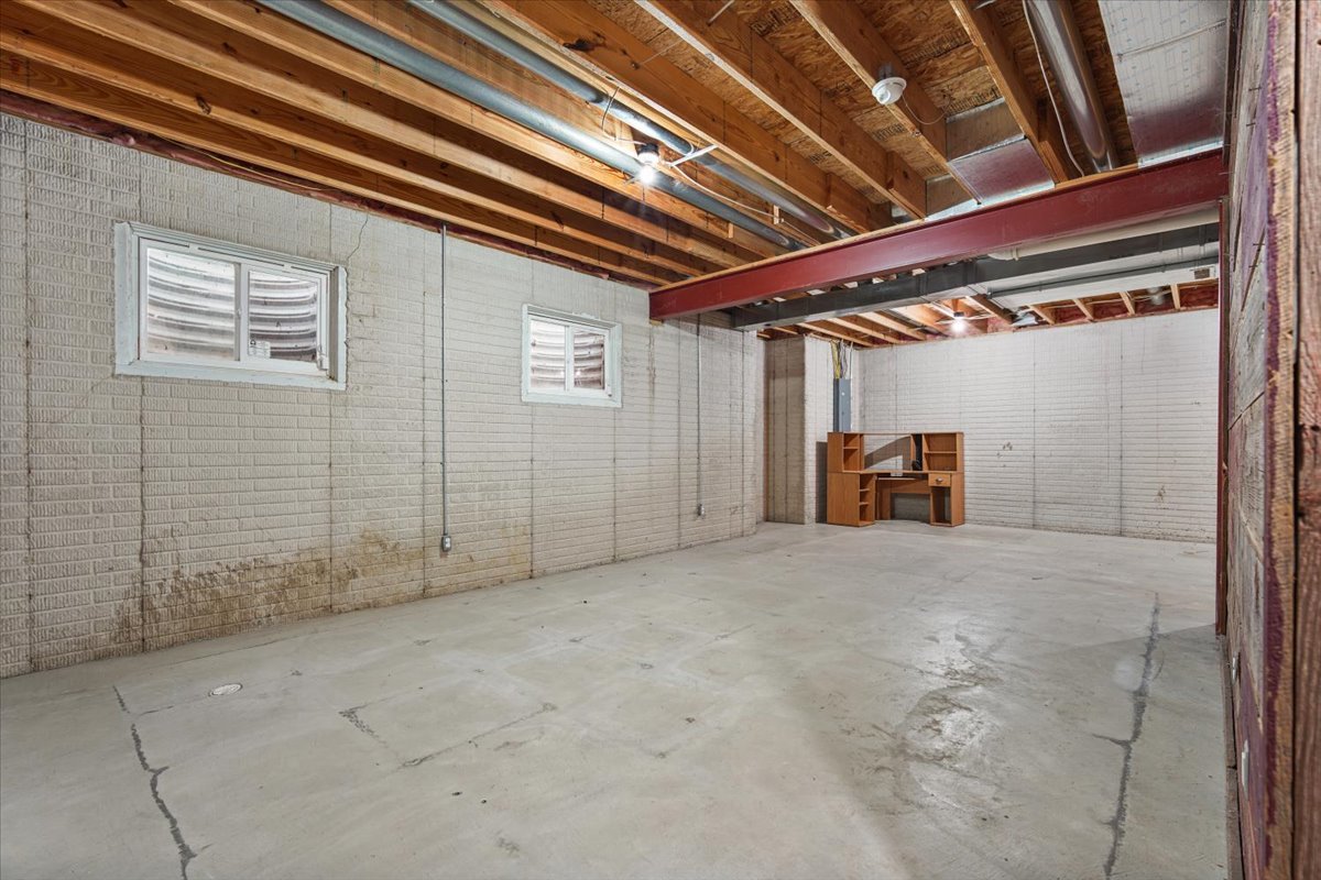 805 Dresser Drive Normal, IL 61761 - Photo 24 of 35