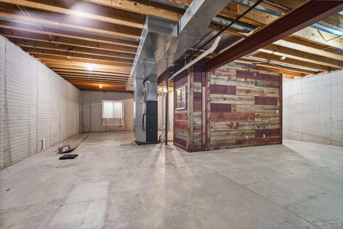 805 Dresser Drive Normal, IL 61761 - Photo 25 of 35