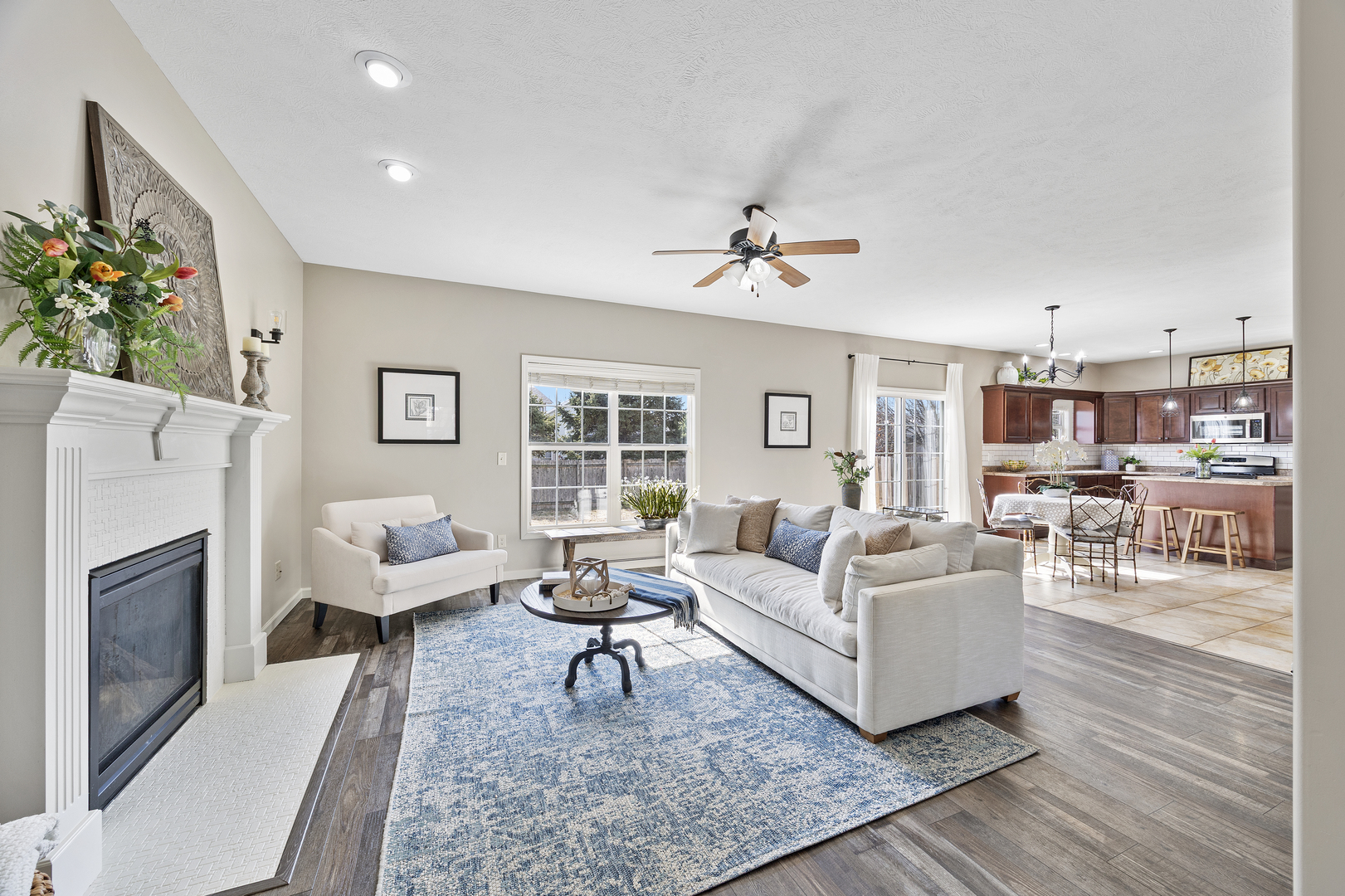 805 Dresser Drive Normal, IL 61761 - Photo 4 of 35