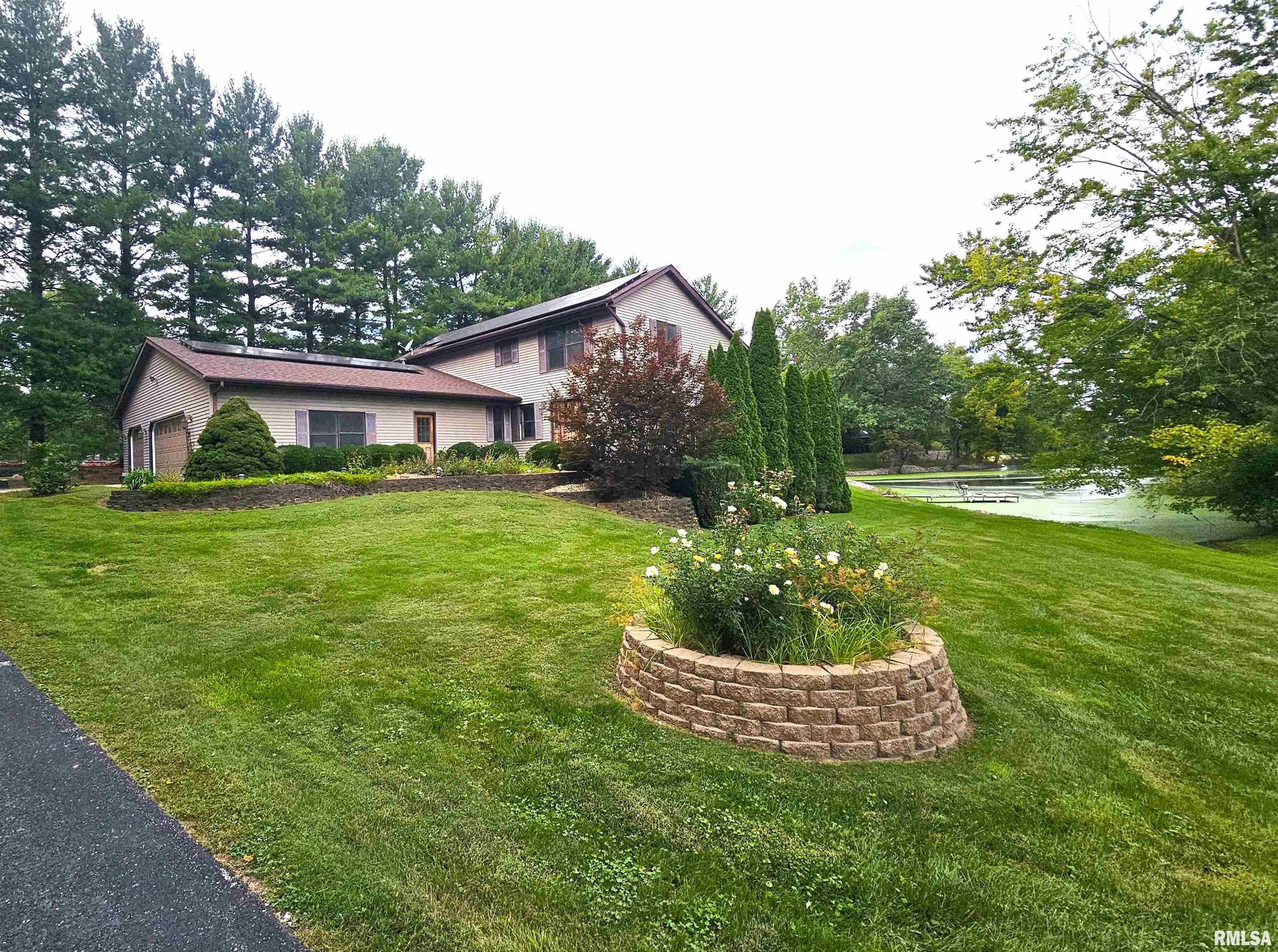 23267 Railsplitter Lane Athens, IL 62613 - Photo 1 of 8 Gallery Image 1