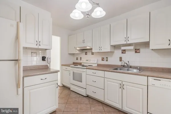 $175,000 | 9200 Edwards Way, Unit 514, Hyattsville, MD 20783