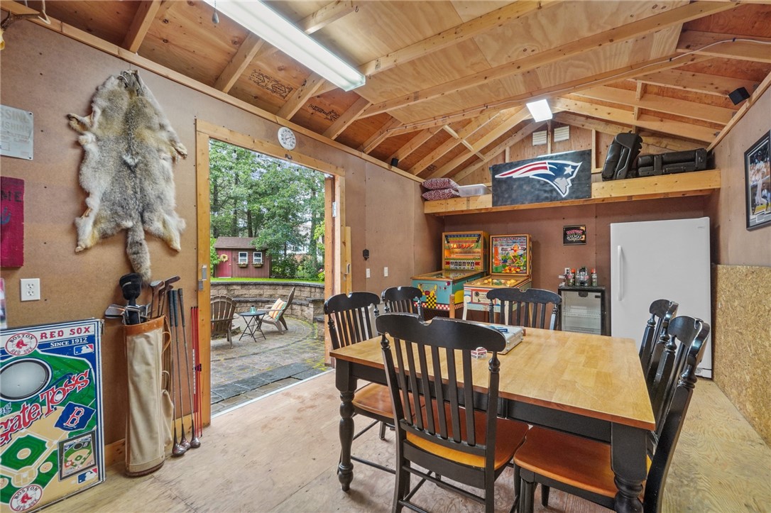 37 Laurel Drive Glocester, RI 02814 - Photo 21 of 28