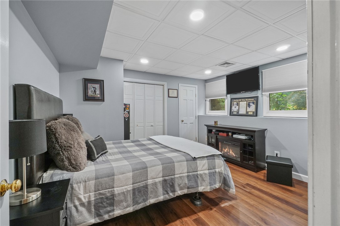 37 Laurel Drive Glocester, RI 02814 - Photo 22 of 28