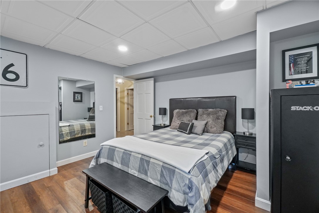 37 Laurel Drive Glocester, RI 02814 - Photo 23 of 28