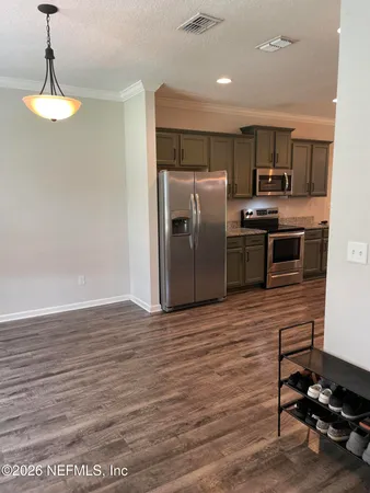 $2,250 | 5549 Broadgate Court, Jacksonville, FL 32244