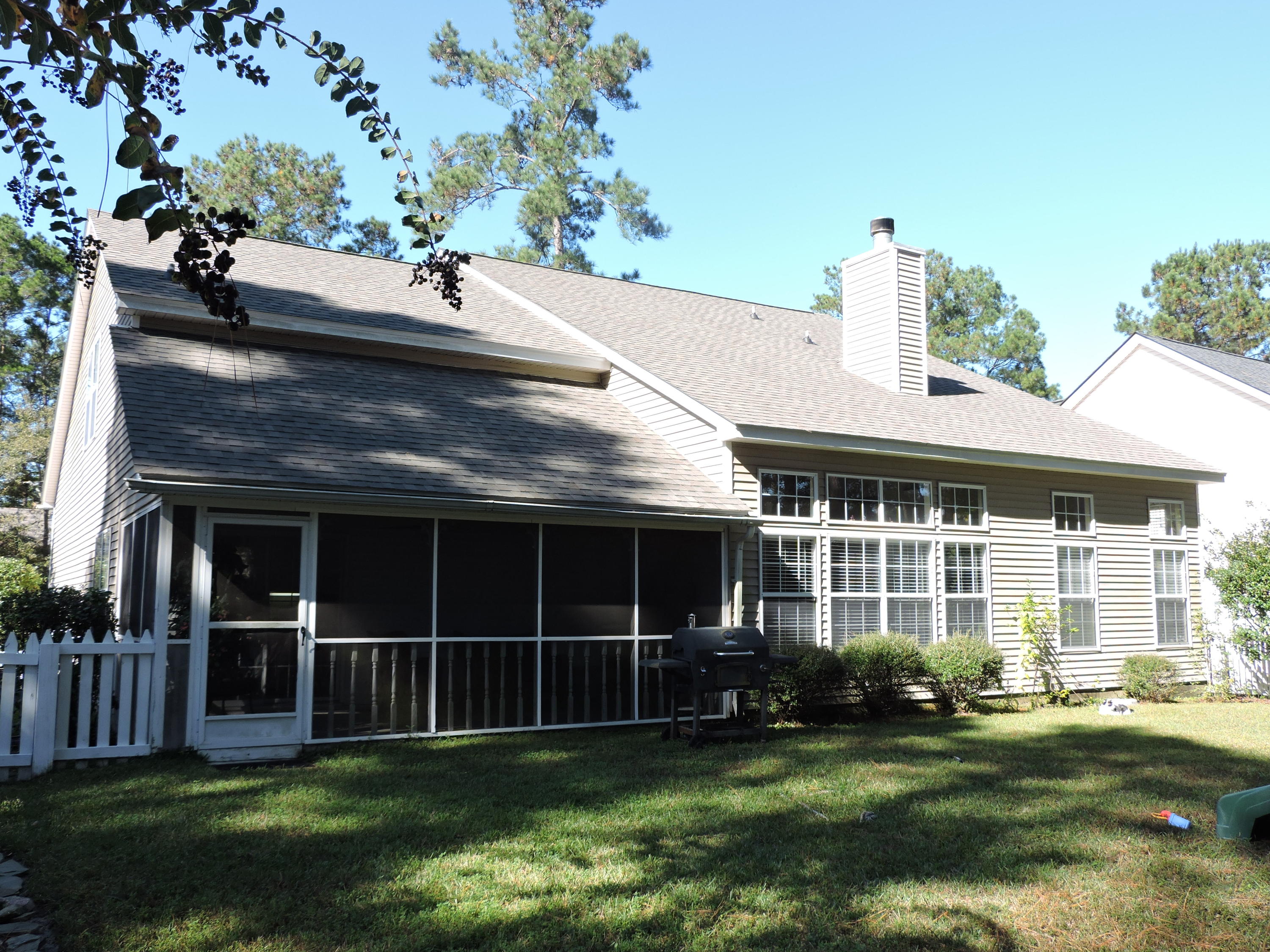 533 Pointe Of Oaks Road Summerville, SC 29485 - Photo 24 of 29 Rear View of Home