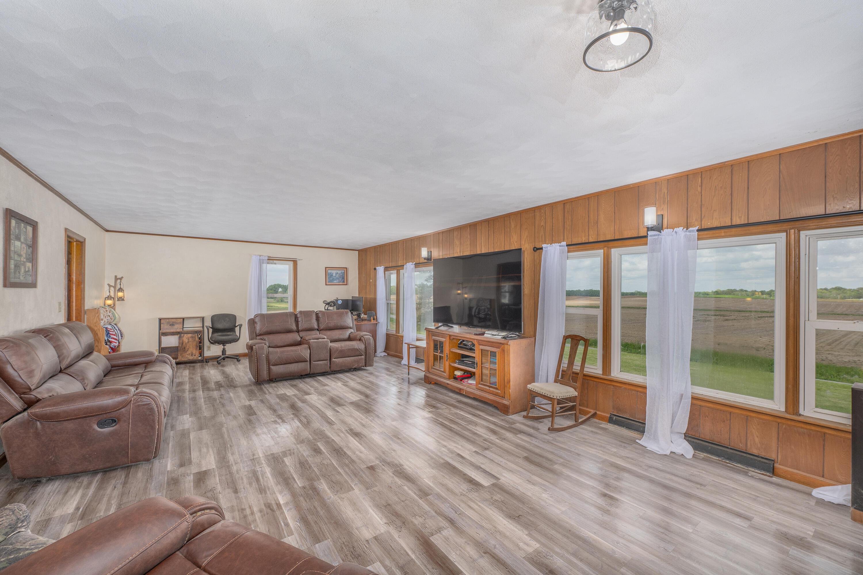 6520 Hall Road Centerburg, OH 43011 - Photo 10 of 31 6520Hall_10