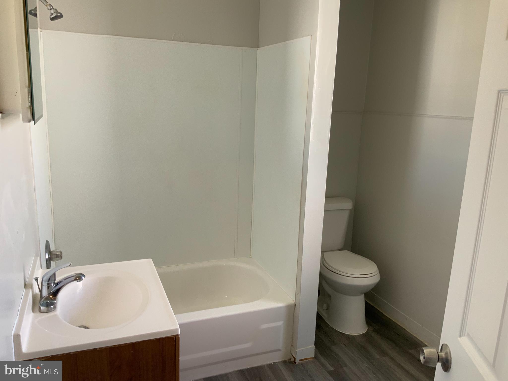 433 Bentley Avenue, Unit B Beverly, NJ 08010 - Photo 11 of 14