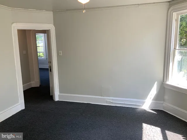 $1,850 | 433 Bentley Avenue, Unit B, Beverly, NJ 08010