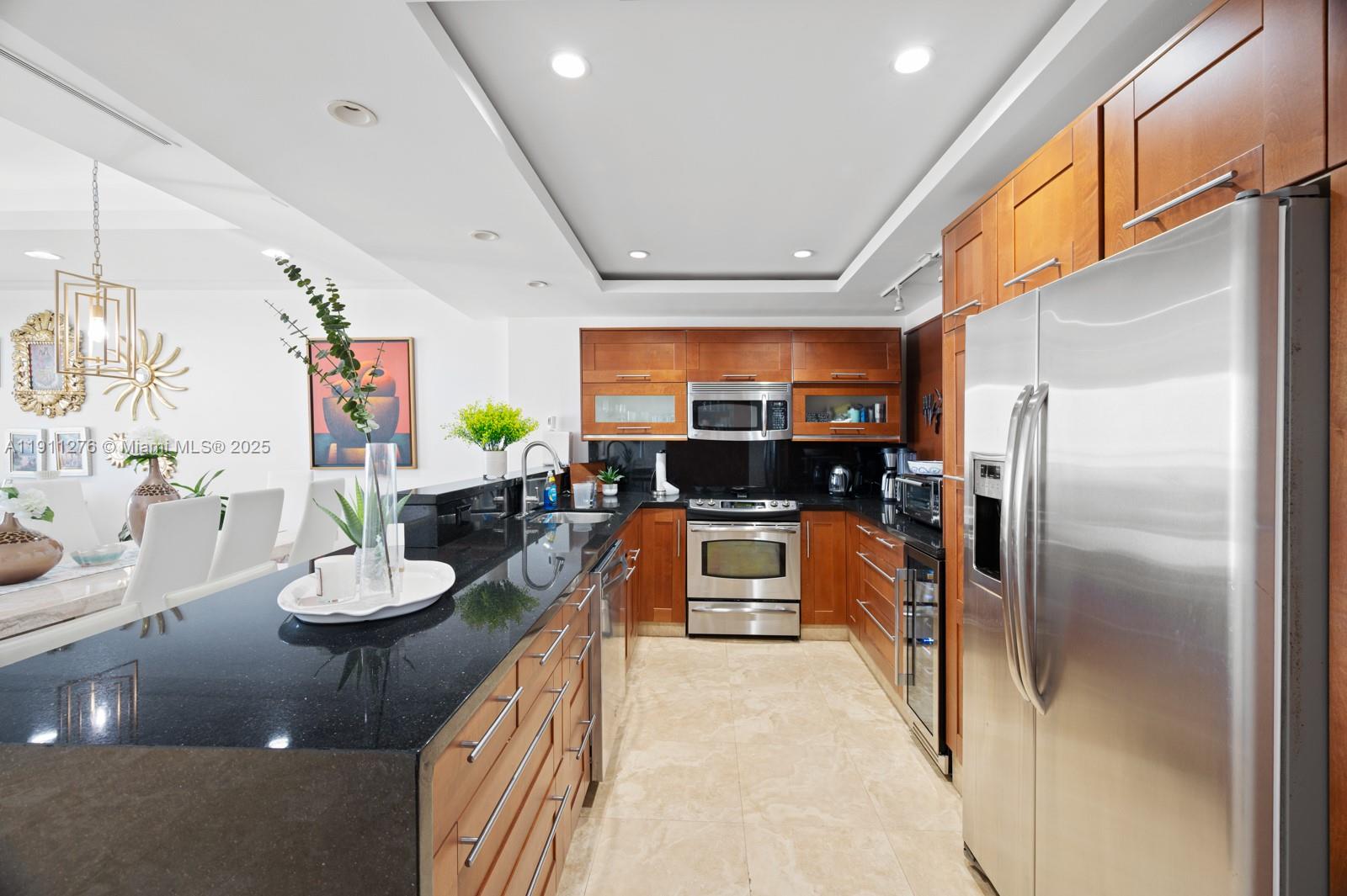 5701 Collins Avenue, Unit PH01 Miami Beach, FL 33140 - Photo 3 of 14