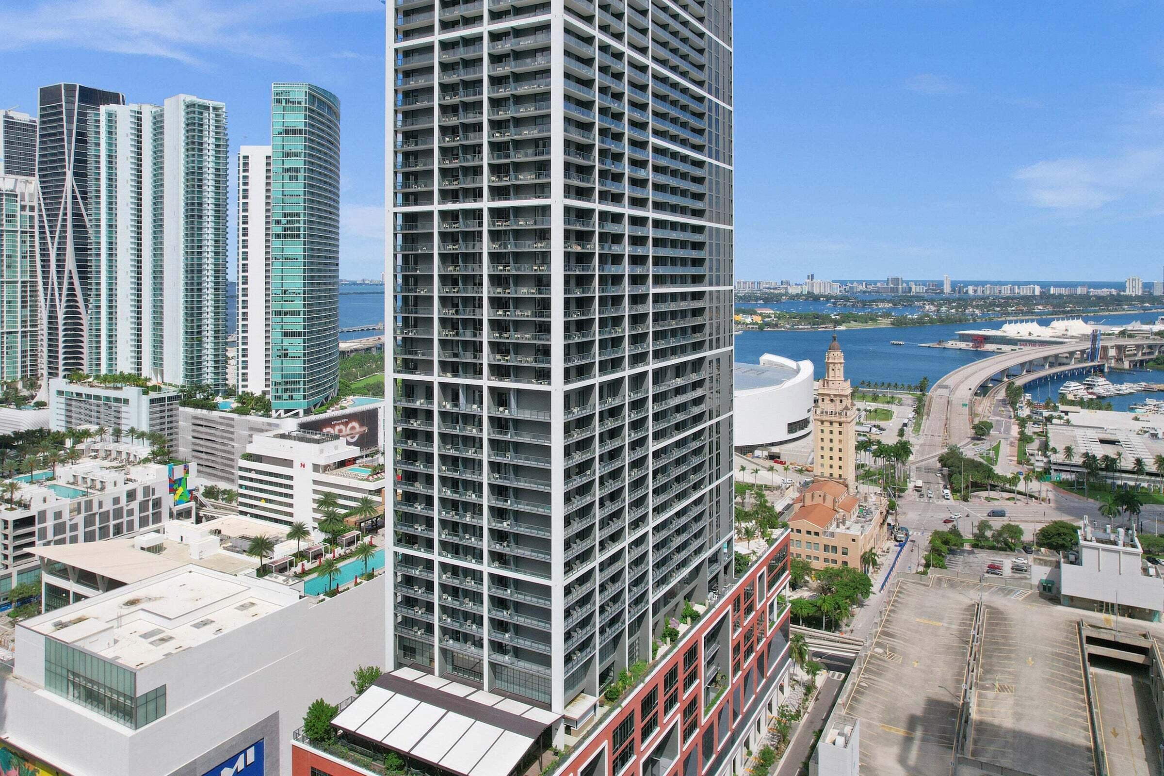 159 Northeast 6th Street, Unit 4813 Miami, FL 33132 - Photo 24 of 34 a view of a city with tall buildings