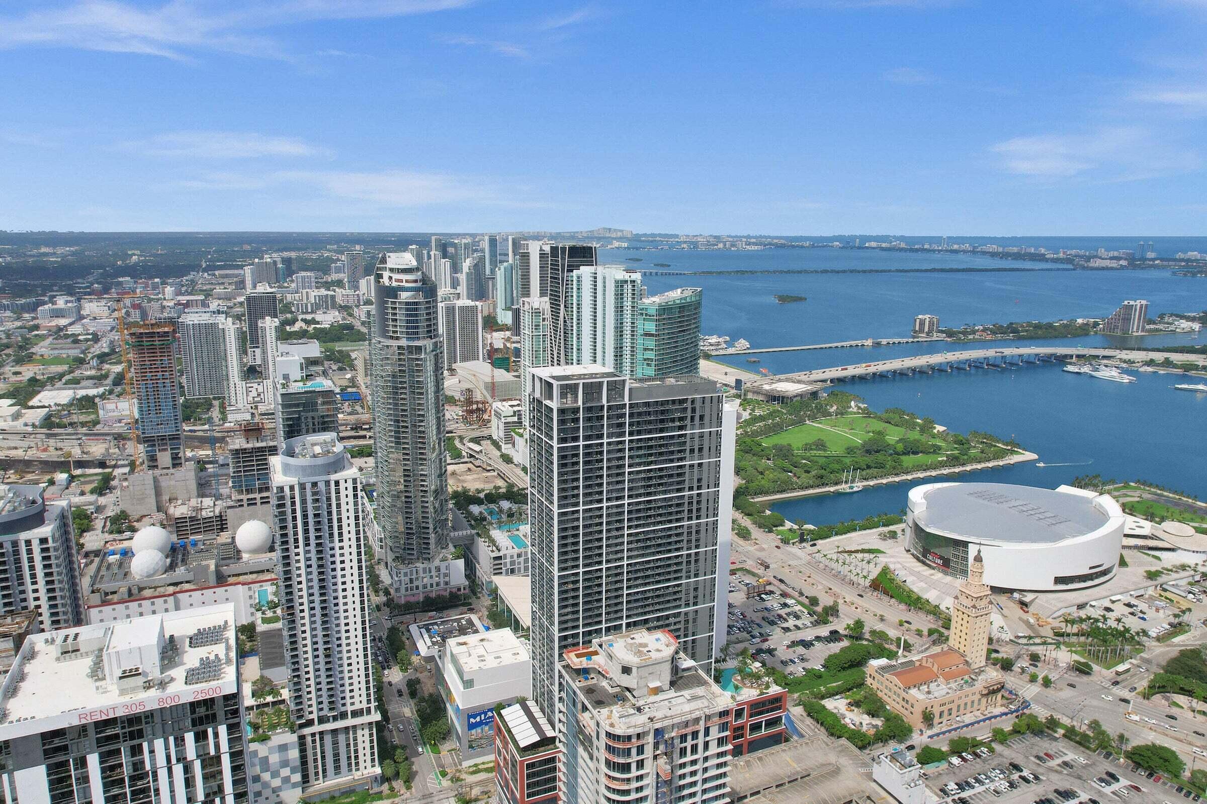 159 Northeast 6th Street, Unit 4813 Miami, FL 33132 - Photo 29 of 34