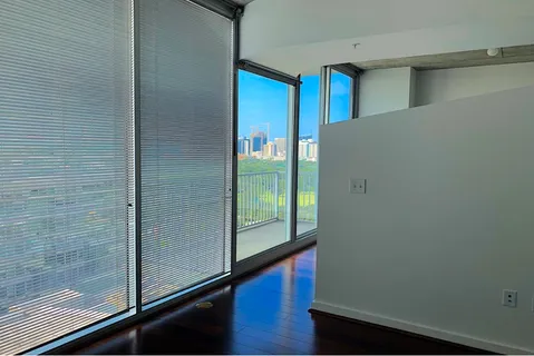 $299,900 | 5925 Almeda Road, Unit 11508, Houston, TX 77004