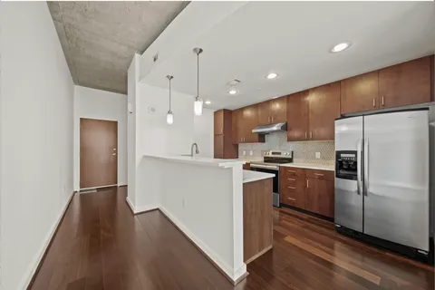 $299,900 | 5925 Almeda Road, Unit 11508, Houston, TX 77004