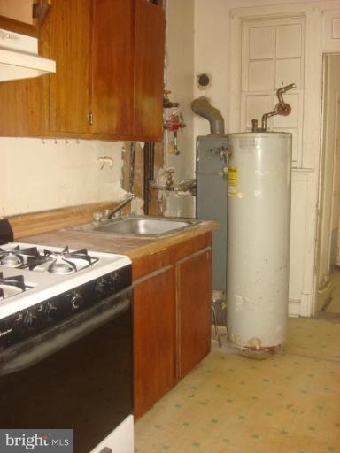 1243 Holbrook Street Northeast Washington, DC 20002 - Photo 11 of 12 Kitchen #2