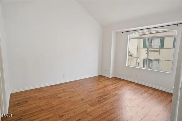 $529,999 | 18114 Flynn Drive, Unit 3602, Santa Clarita, CA 91387