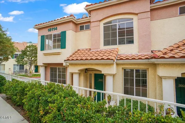 $529,999 | 18114 Flynn Drive, Unit 3602, Santa Clarita, CA 91387