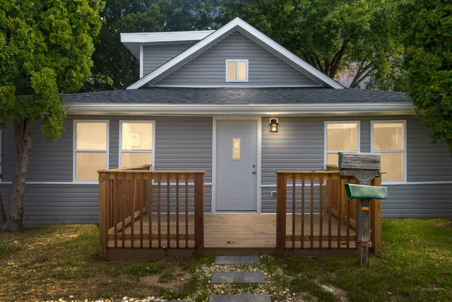 $280,000 | 42425 North Park Lane, Antioch, IL 60002