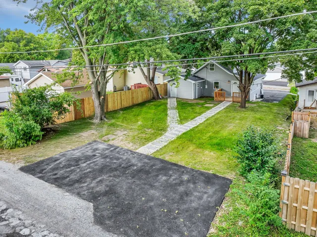 $280,000 | 42425 North Park Lane, Antioch, IL 60002