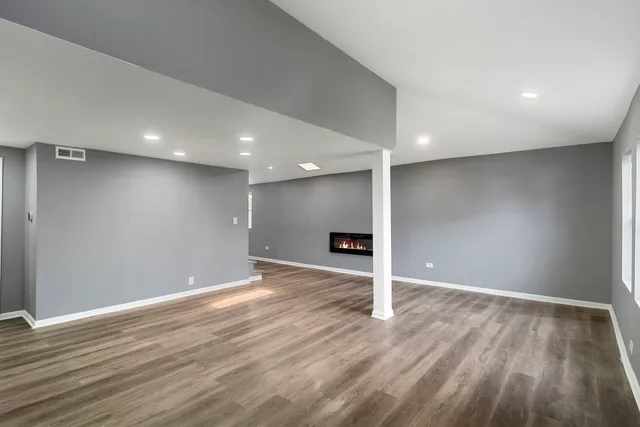 $280,000 | 42425 North Park Lane, Antioch, IL 60002