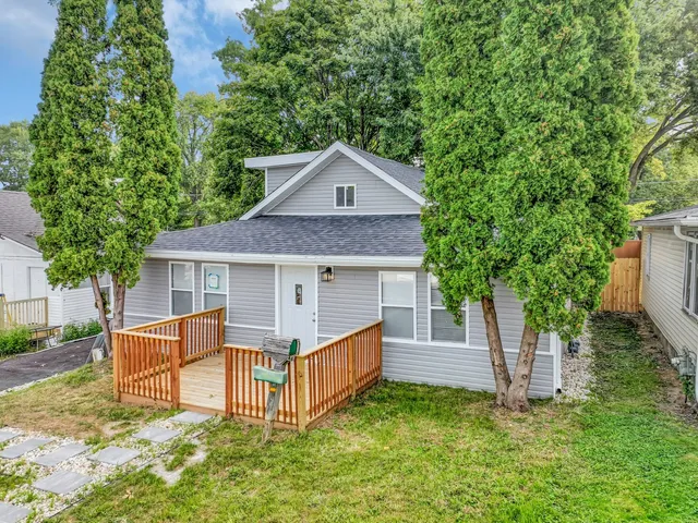 $280,000 | 42425 North Park Lane, Antioch, IL 60002