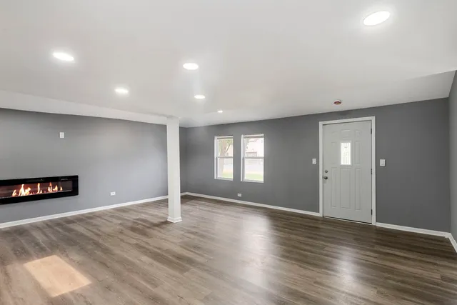 $280,000 | 42425 North Park Lane, Antioch, IL 60002