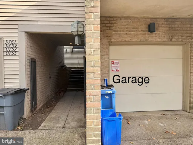 a close up of a street sign