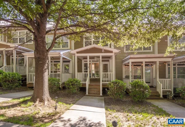 $379,900 | 1103 Druid Avenue, Unit E, Charlottesville, VA 22902