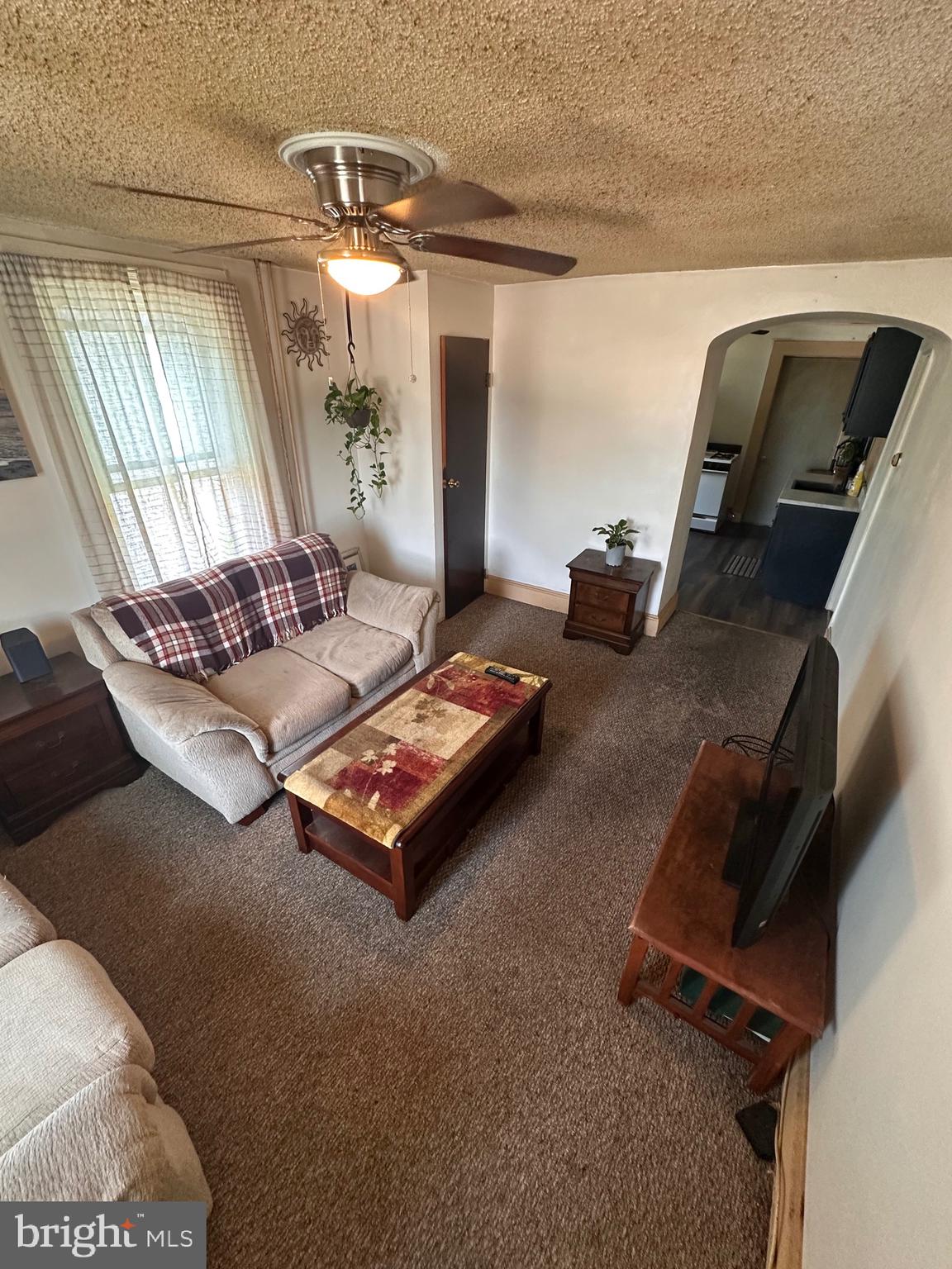 2223 Amosland Road Holmes, PA 19043 - Photo 10 of 31