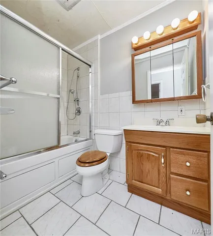 $2,050 | 705 Vendome Lane, Ballwin, MO 63011