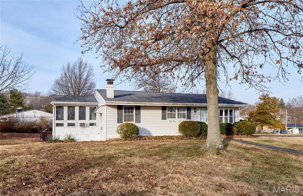 705 Vendome Lane Ballwin, MO 63011 - Photo 2 of 28