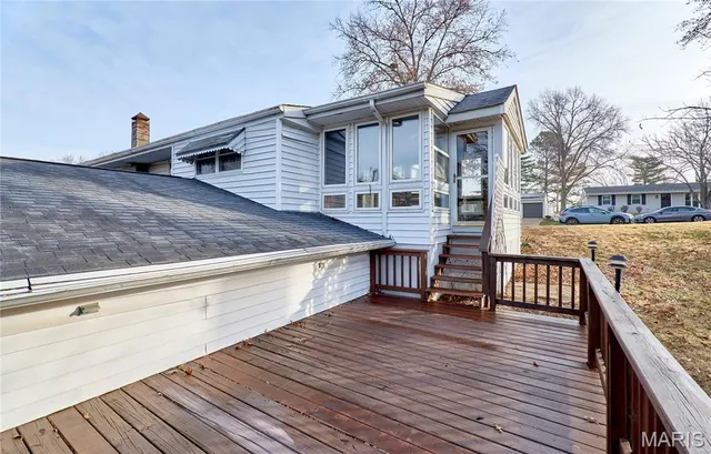 $2,050 | 705 Vendome Lane, Ballwin, MO 63011