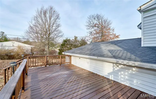 $2,050 | 705 Vendome Lane, Ballwin, MO 63011