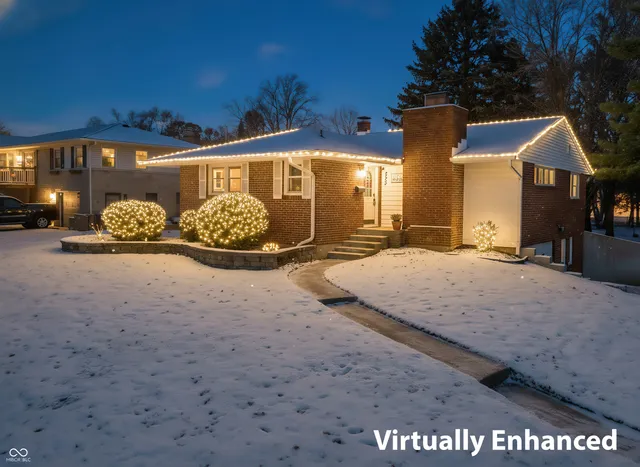 $285,000 | 222 East McKenzie Road, Greenfield, IN 46140