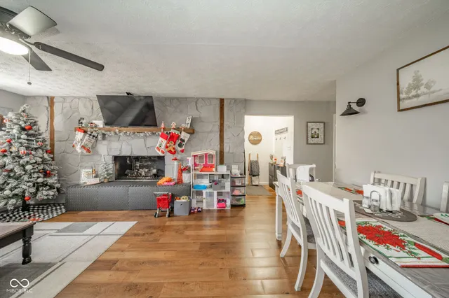 $285,000 | 222 East McKenzie Road, Greenfield, IN 46140