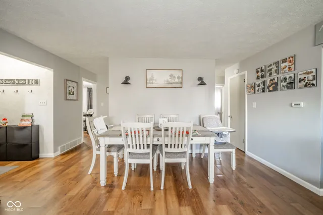 $285,000 | 222 East McKenzie Road, Greenfield, IN 46140