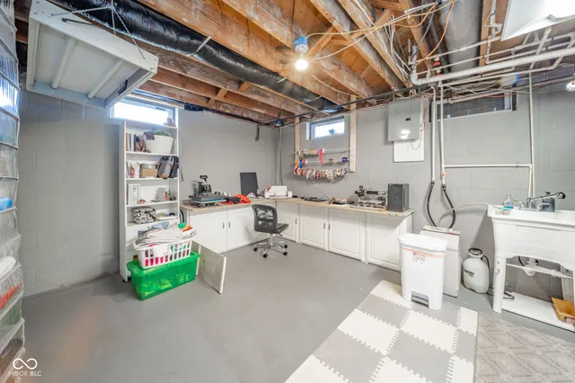 $285,000 | 222 East McKenzie Road, Greenfield, IN 46140