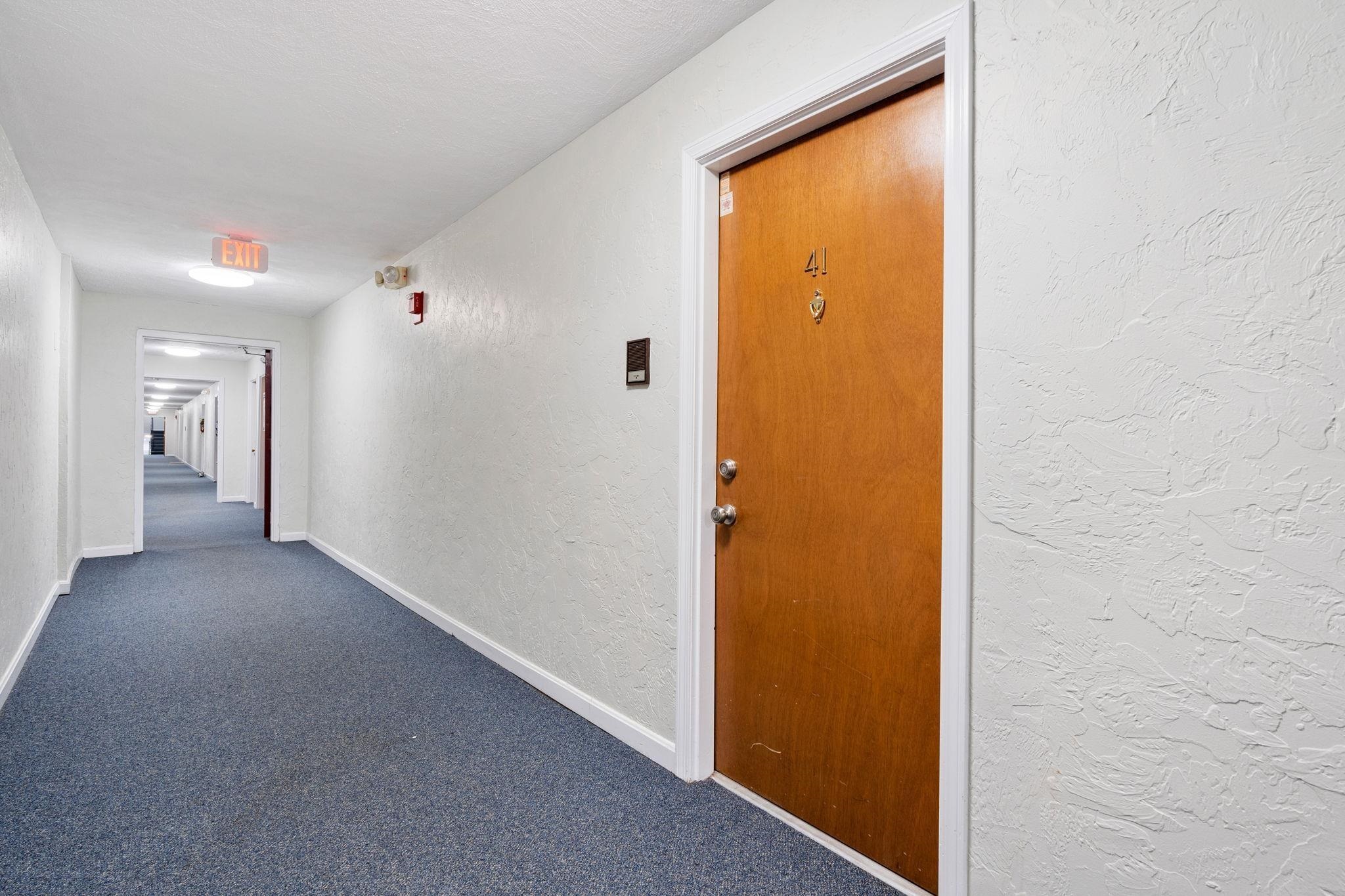 310 Brook Village Road, Unit 41 Nashua, NH 03062 - Photo 5 of 21