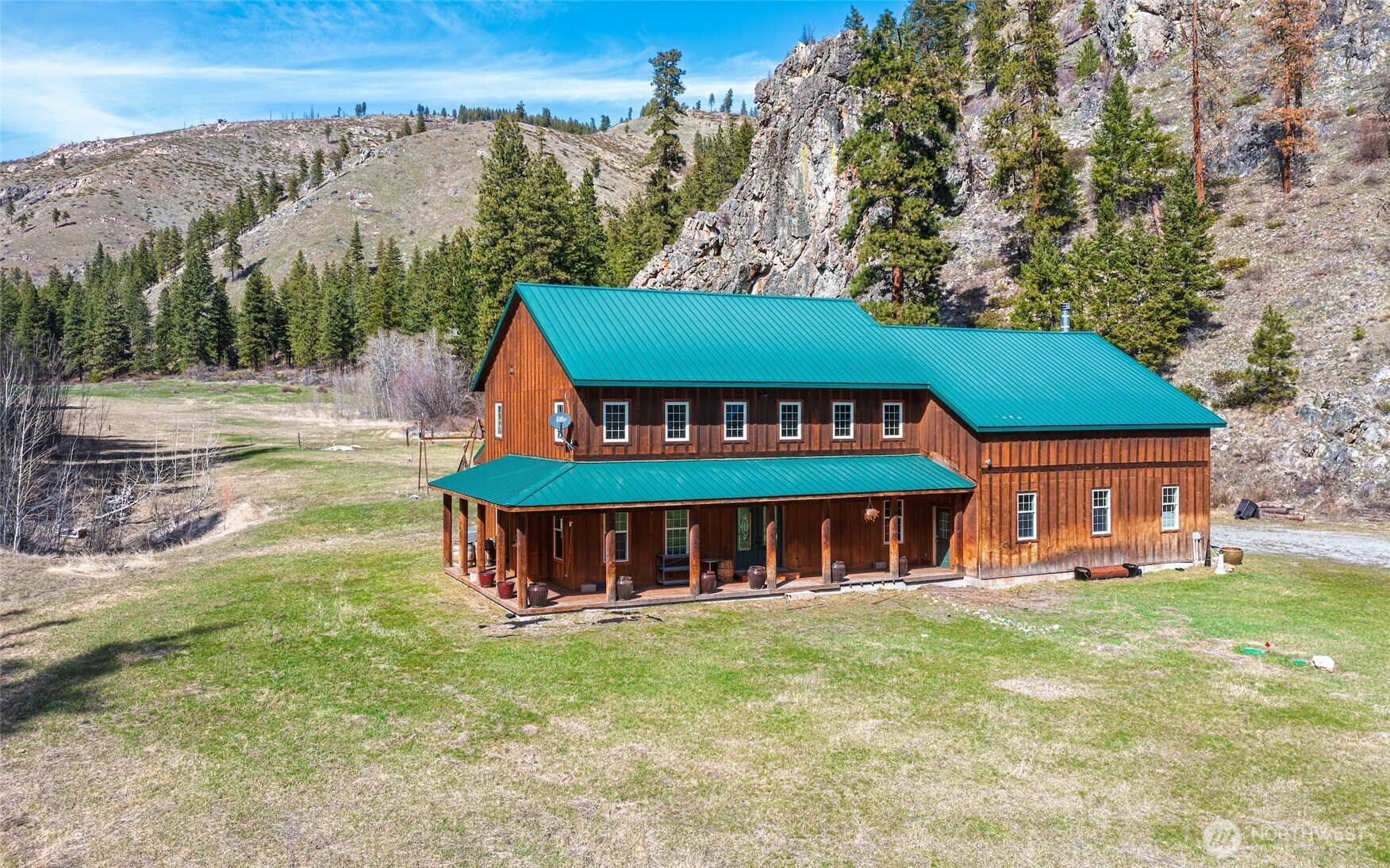710 Antoine Creek Road Chelan, WA 98816 - Photo 3 of 39