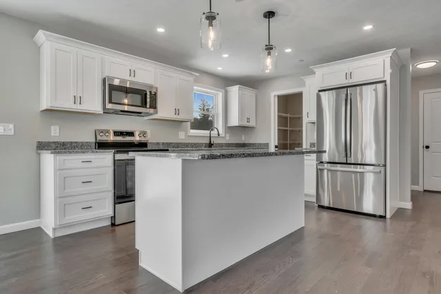 $749,000 | 10 Cowbell Drive, Gorham, ME 04038