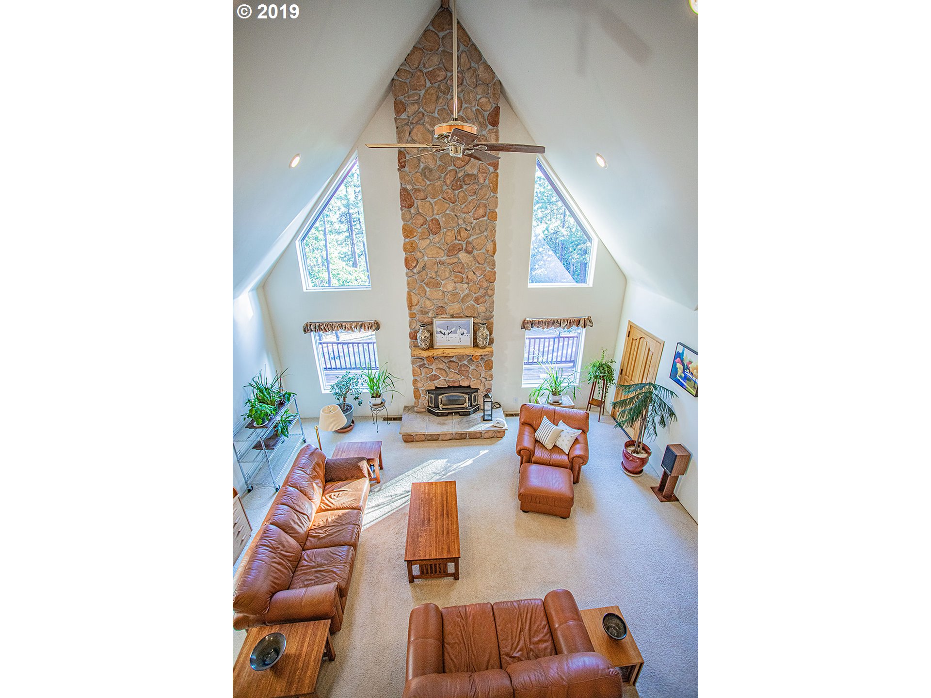 2485 Dry Creek Road Mosier, OR 97040 - Photo 9 of 19 Gallery Image 9