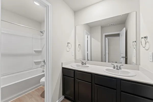 $250,000 | 11906 Amber Oak Way, Unit 4, Tomball, TX 77375