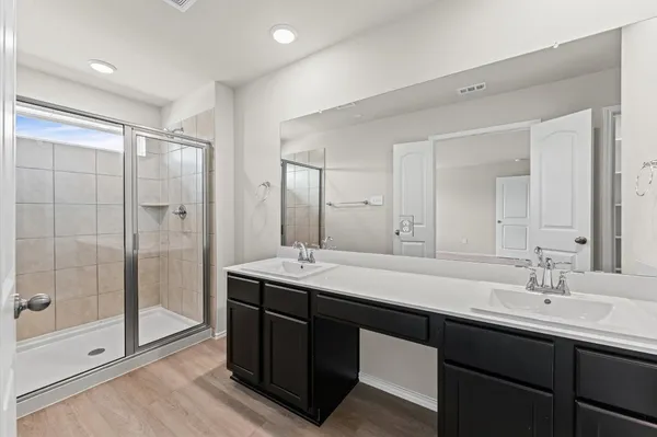 $250,000 | 11906 Amber Oak Way, Unit 4, Tomball, TX 77375