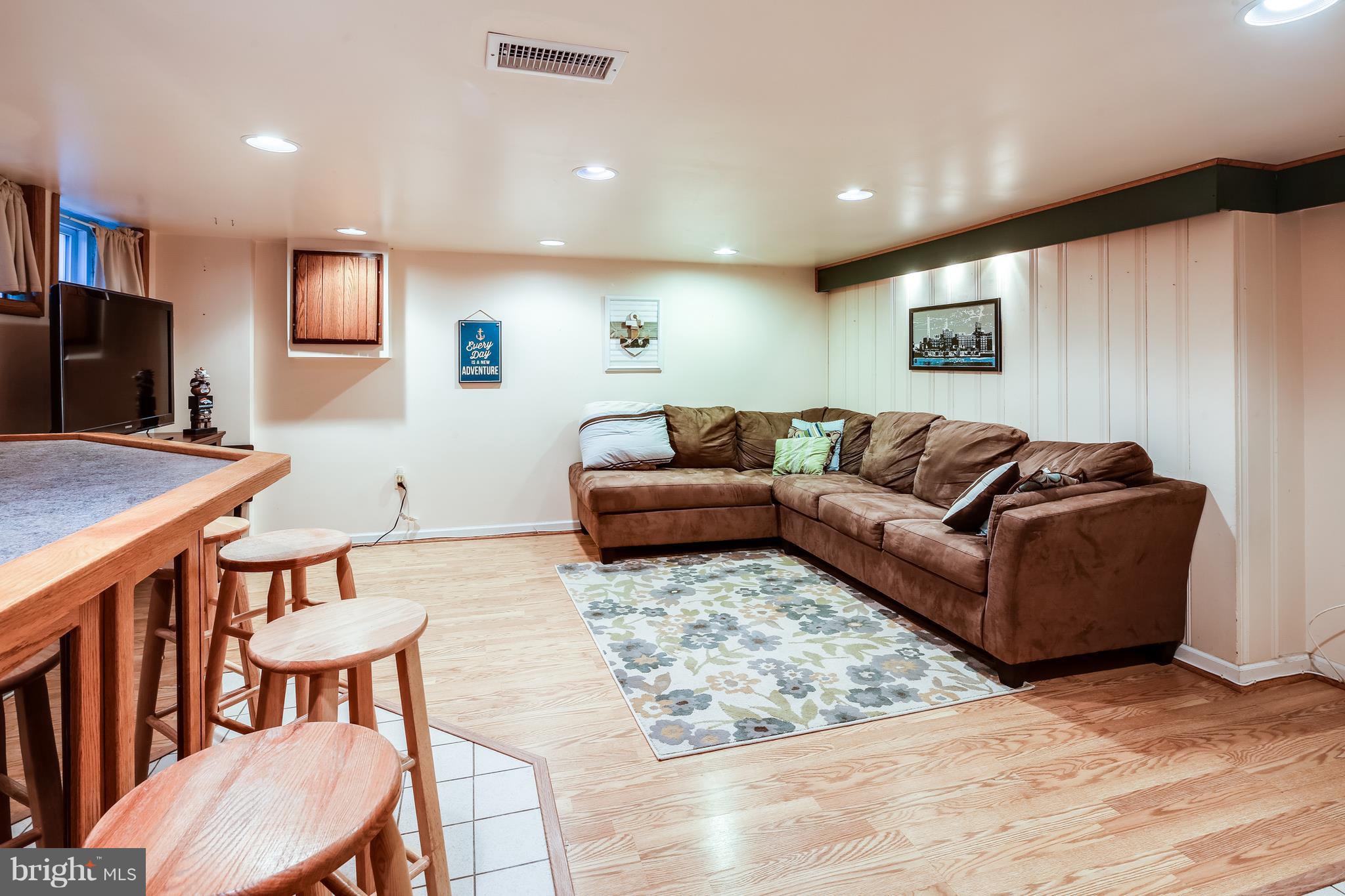 412 Greenlow Road Baltimore, MD 21228 - Photo 20 of 26 Plenty of room on lower level