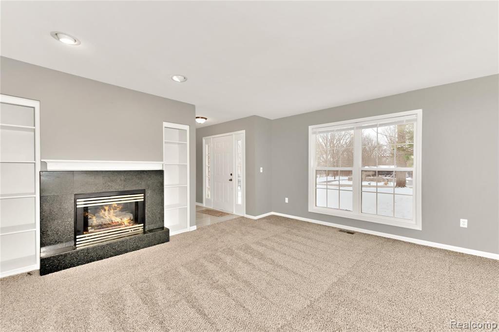 1099 Bloomer Road Rochester Hills, MI 48307 - Photo 23 of 49