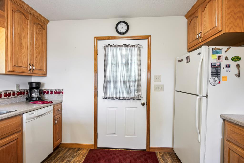252 Windy Ridge Lane Murphy, NC 28906 - Photo 7 of 57