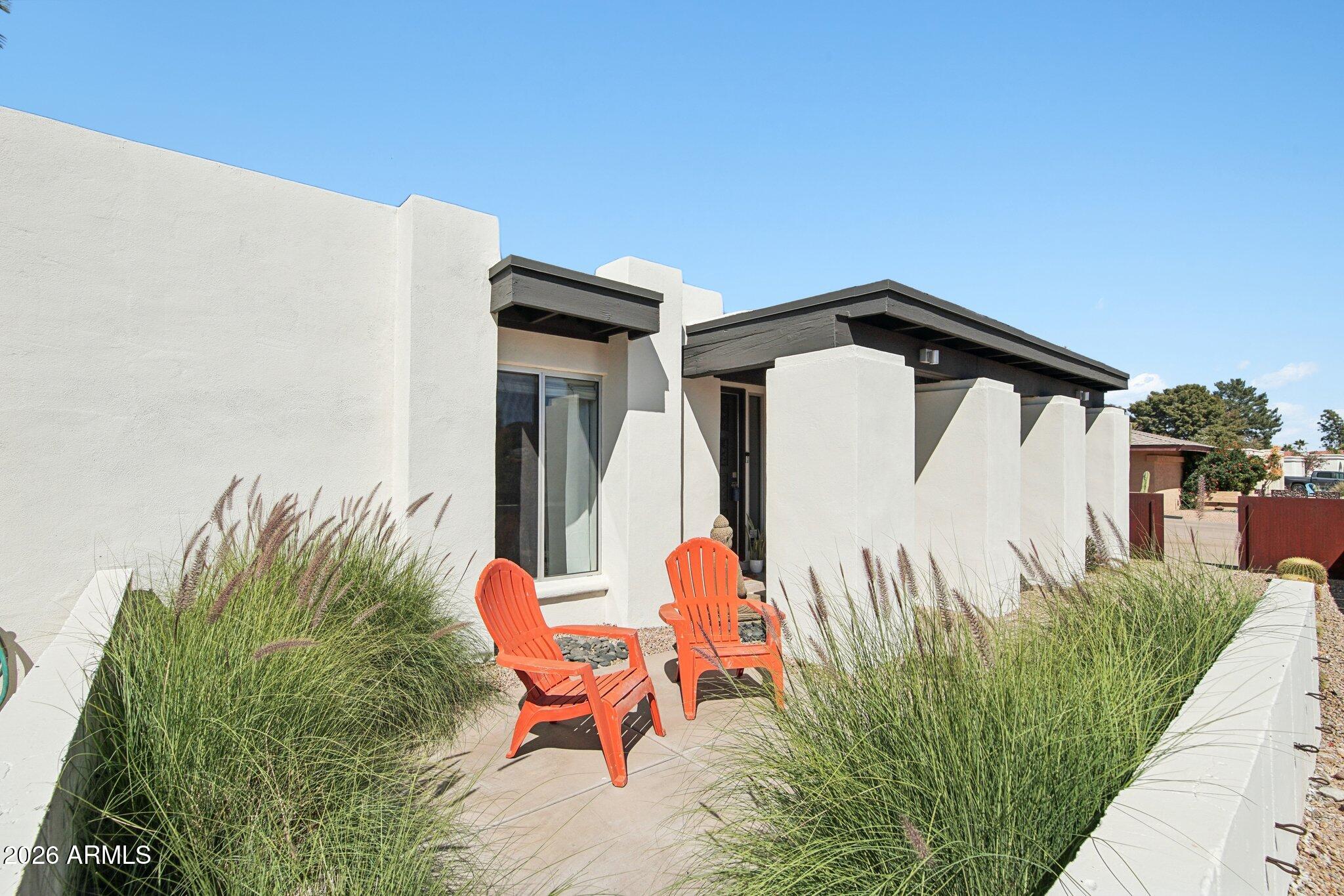 3336 East Hatcher Road Phoenix, AZ 85028 - Photo 34 of 38 Front Porch