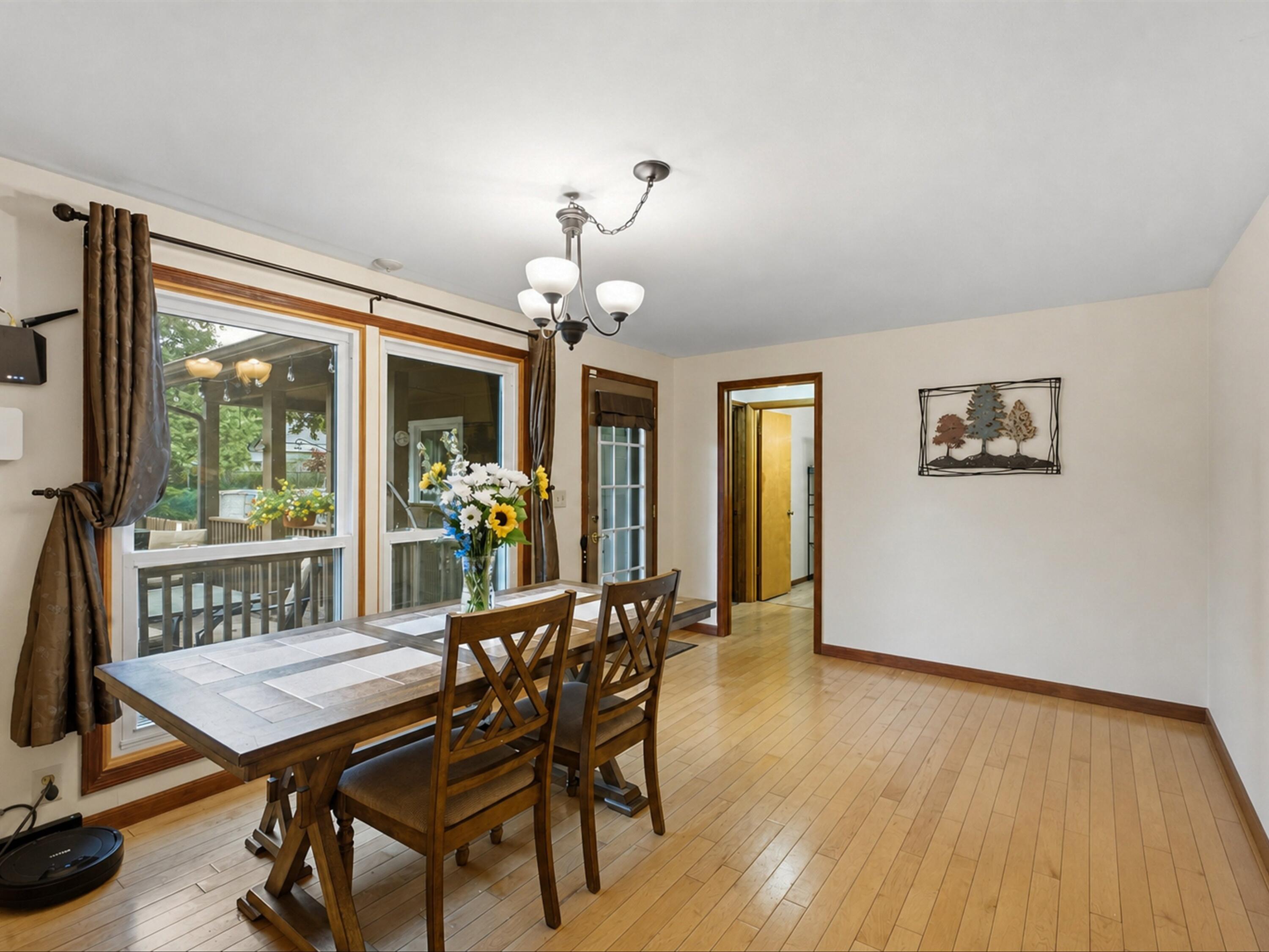 2830 35th Street Two Rivers, WI 54241 - Photo 15 of 32 23-DSC01174